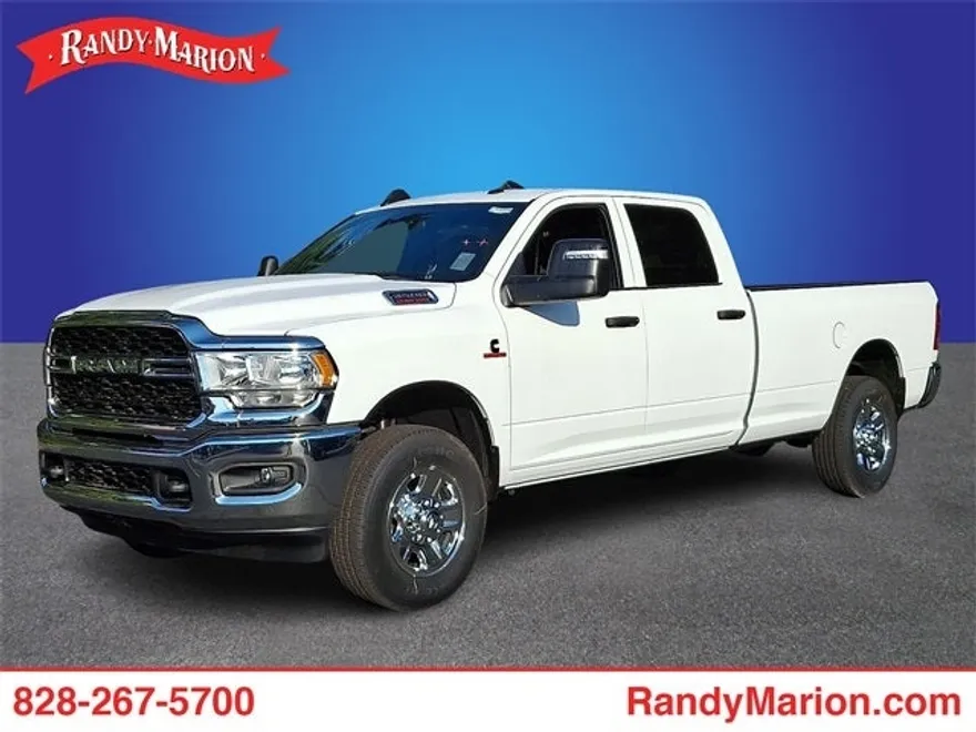 2023 Ram 3500 Tradesman photo 1