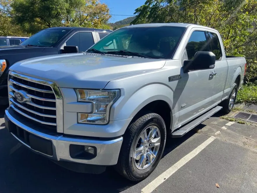 2016 Ford F-150 XLT photo 1