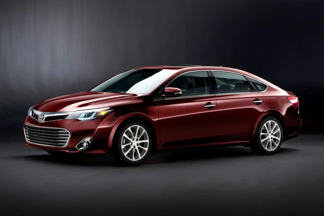 2013 Toyota Avalon XLE photo 1