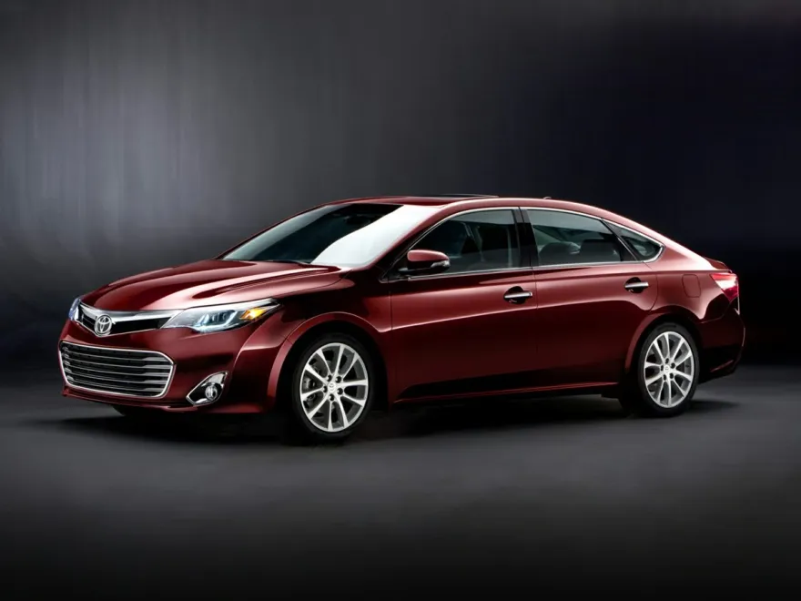 2013 Toyota Avalon XLE photo 1