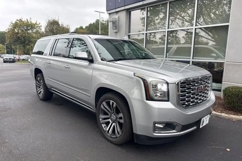 2018 Gmc Yukon XL Denali photo 1