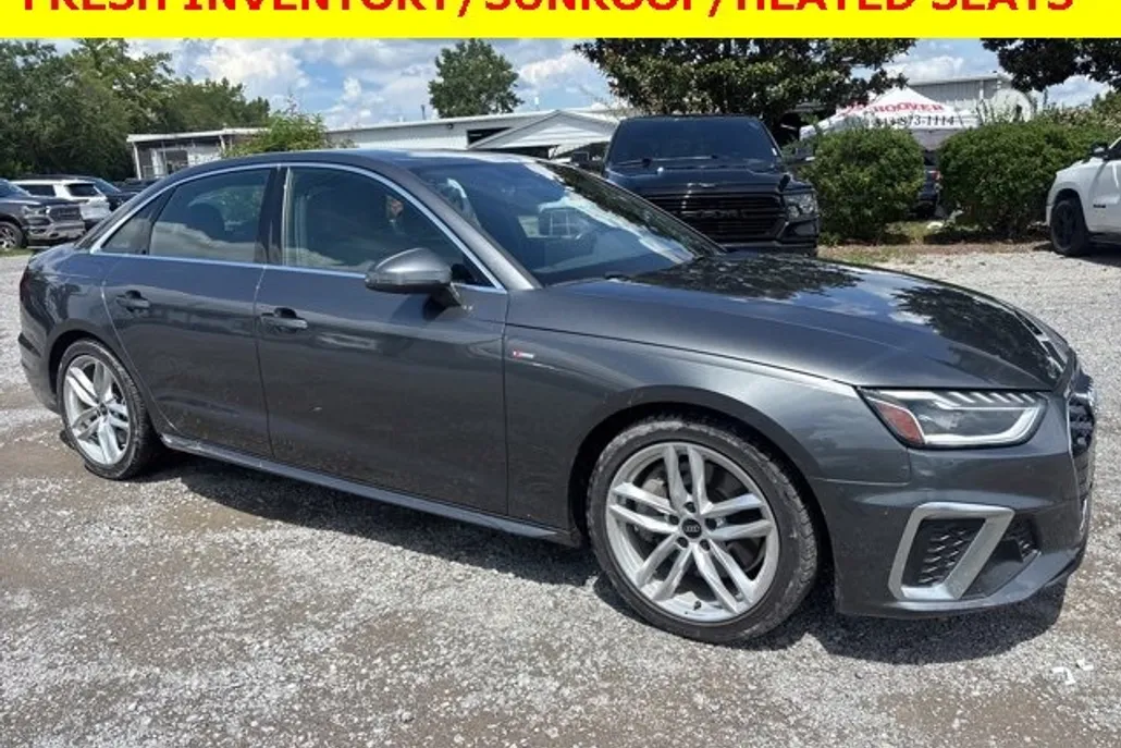 2023 Audi A4 S line Quattro Premium Plus photo 1