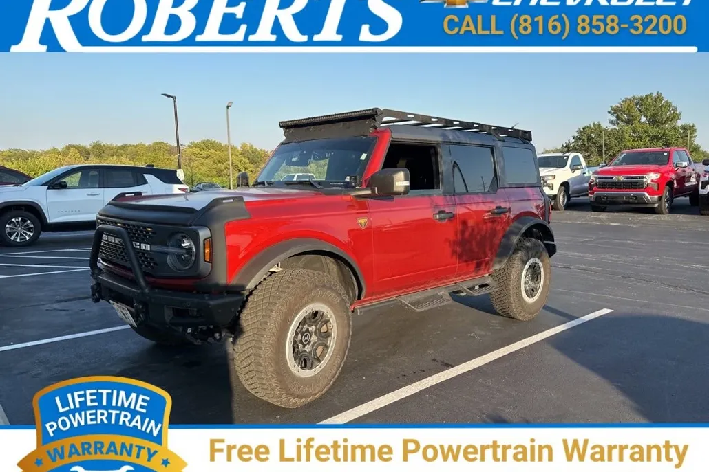 2023 Ford Bronco Badlands photo 1