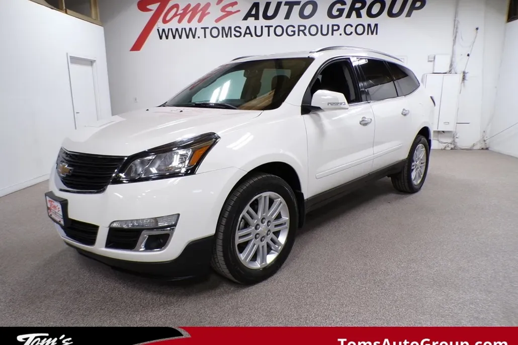 2014 Chevrolet Traverse 1LT photo 1