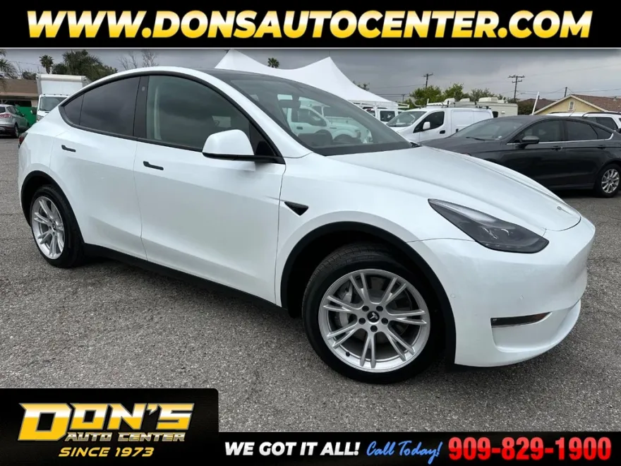 2022 Tesla Model Y Long Range photo 1