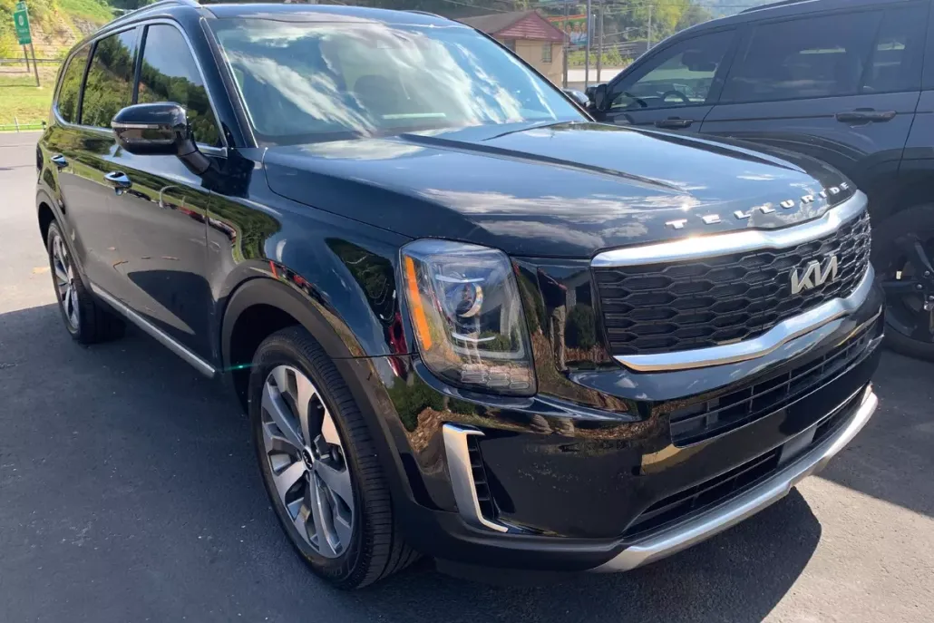2022 Kia Telluride S photo 1