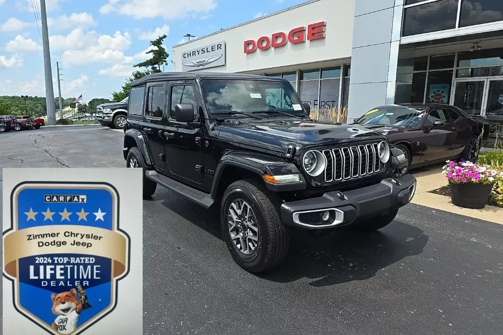 2025 Jeep Wrangler Sahara photo 1