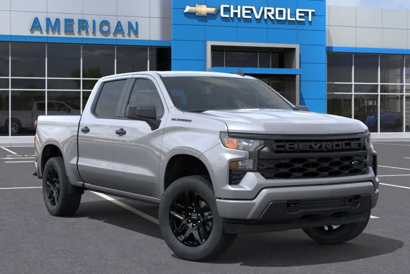 2026 Chevrolet Silverado 1500 Custom photo 1