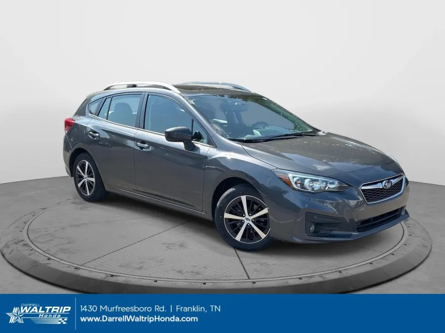 2019 Subaru Impreza Premium photo 1