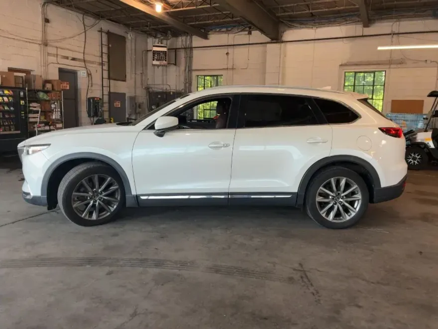 2018 Mazda CX-9 Signature Sport photo 1