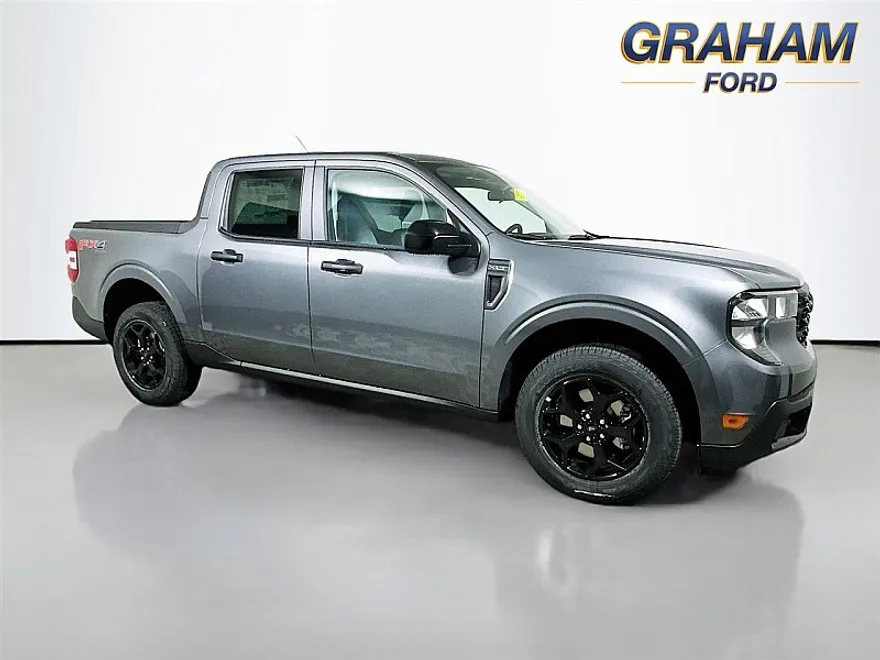 2025 Ford Maverick XLT photo 1