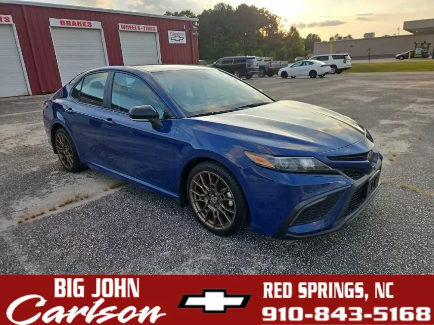 2023 Toyota Camry SE photo 1