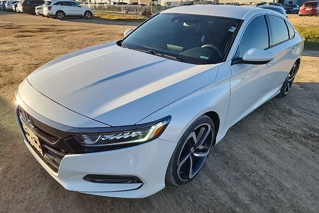 2019 Honda Accord Sport photo 1