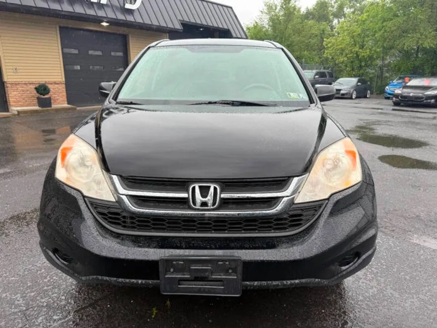 2011 Honda CR-V SE photo 1