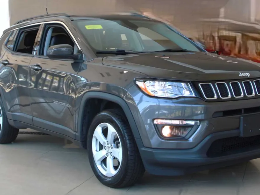 2018 Jeep Compass Latitude photo 1