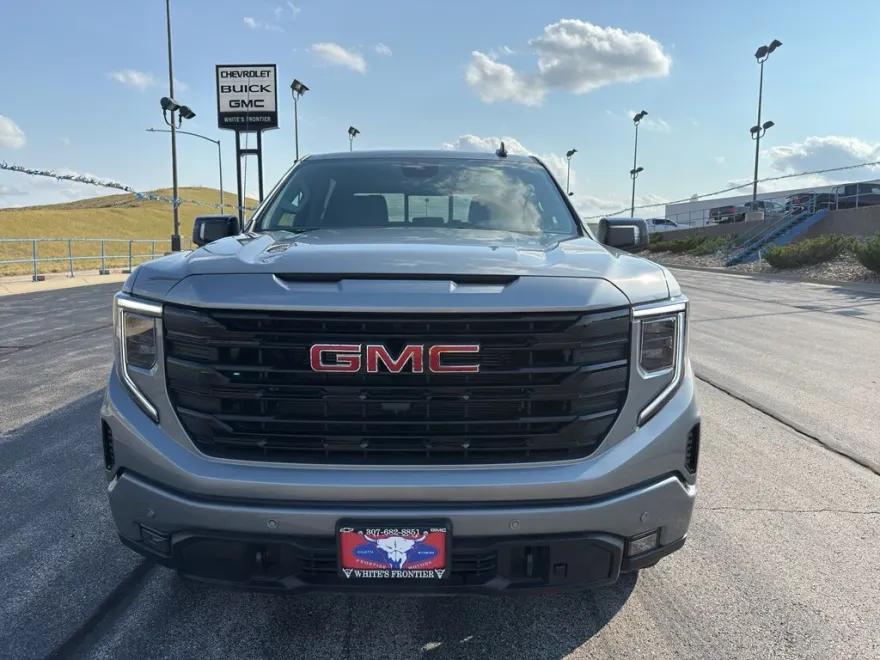 2025 Chevrolet Colorado ZR2 photo 1