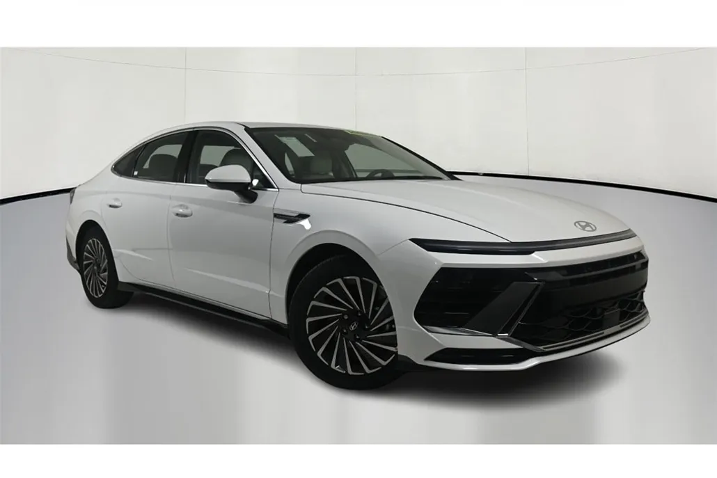 2024 Hyundai Sonata Hybrid SEL photo 1