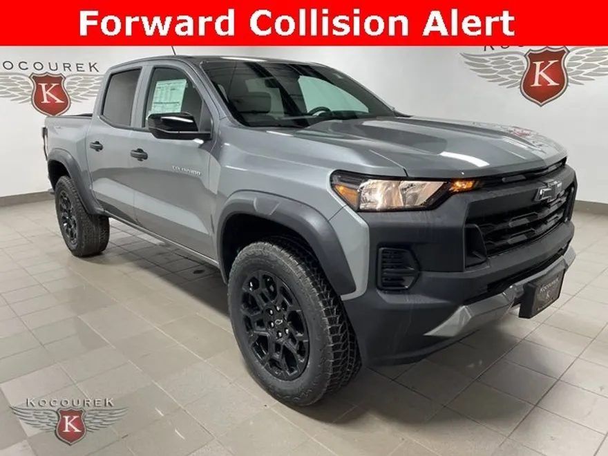 2026 Chevrolet Colorado Trail Boss photo 1