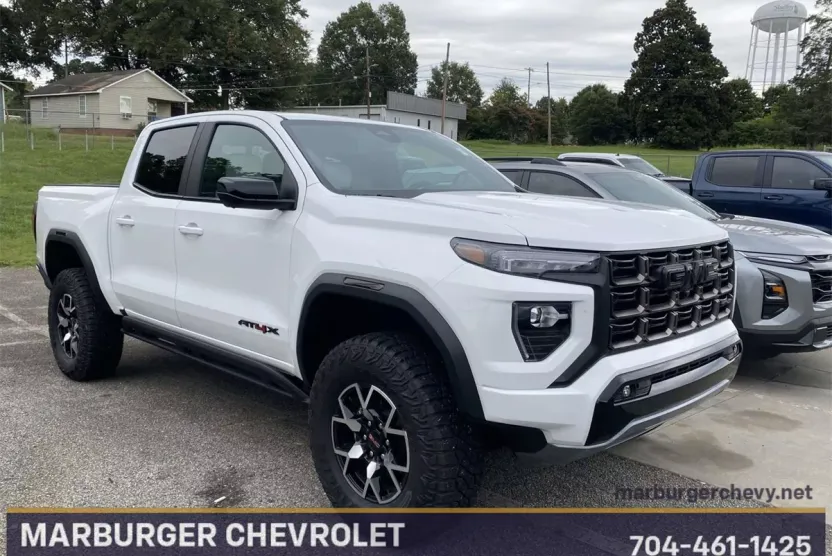 2024 Gmc Canyon AT4X photo 1