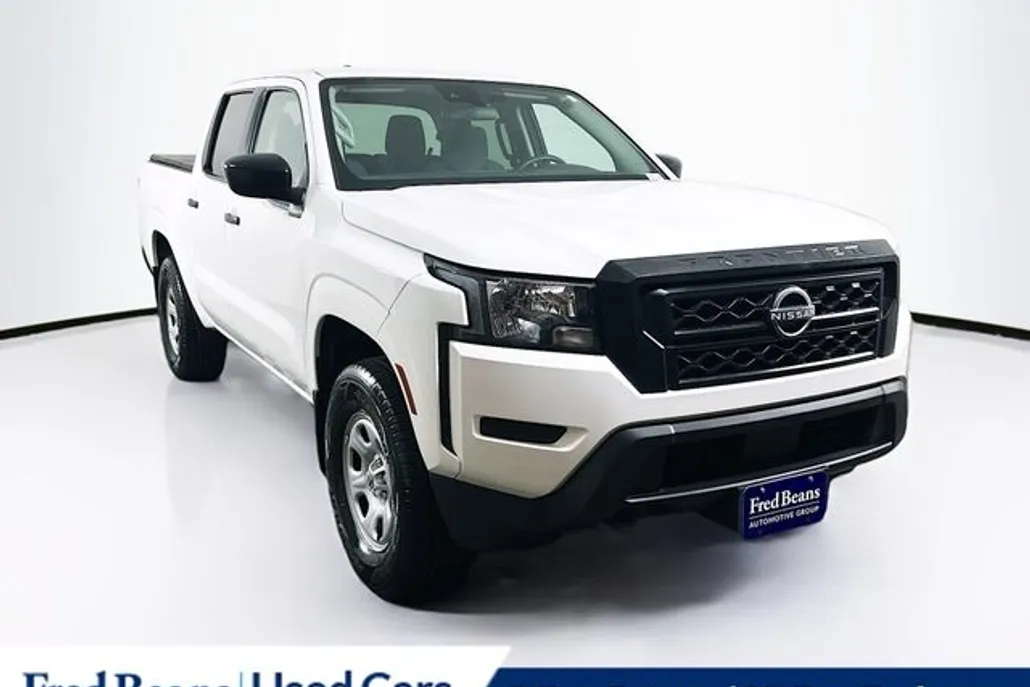 2022 Nissan Frontier S photo 1