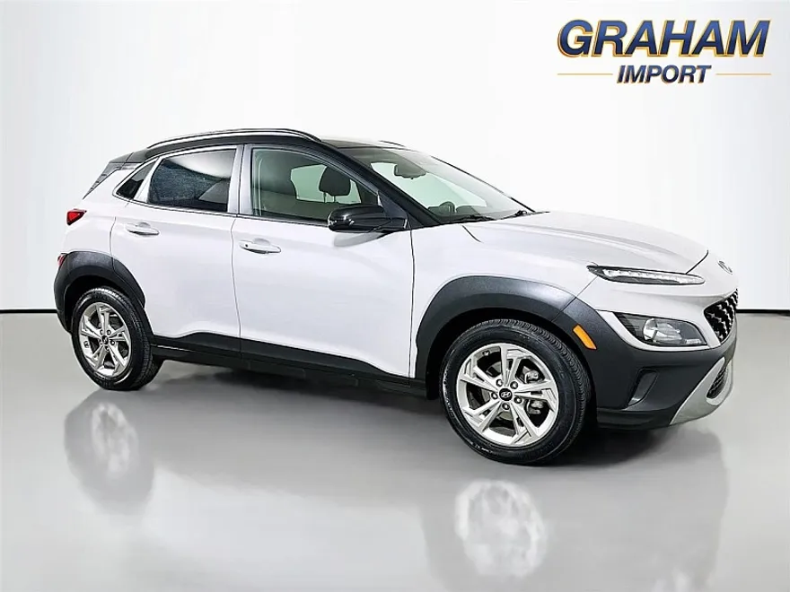2023 Hyundai Kona SEL photo 1