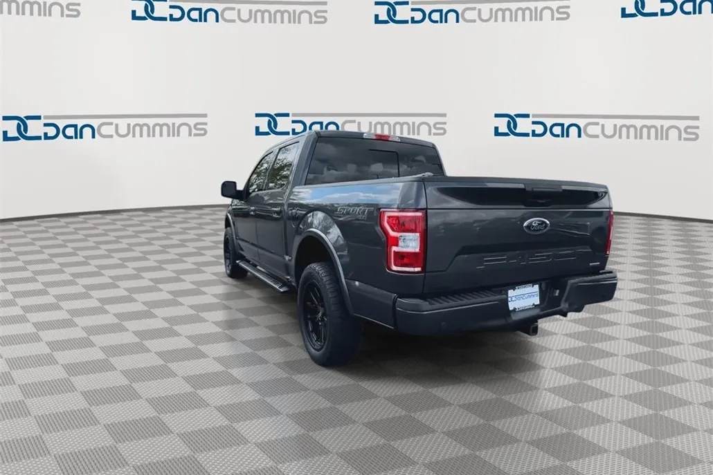 2020 Ford F-150 XLT photo 1