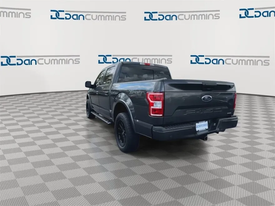 2020 Ford F-150 XLT photo 1