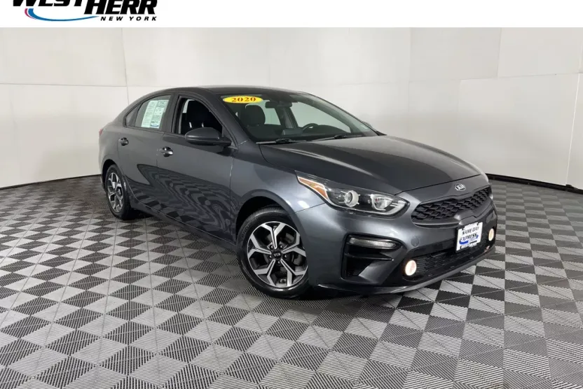 2020 Kia Forte LXS photo 1