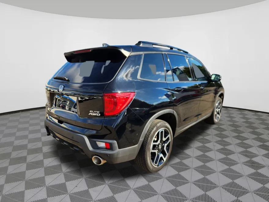 2022 Honda Passport Elite photo 1