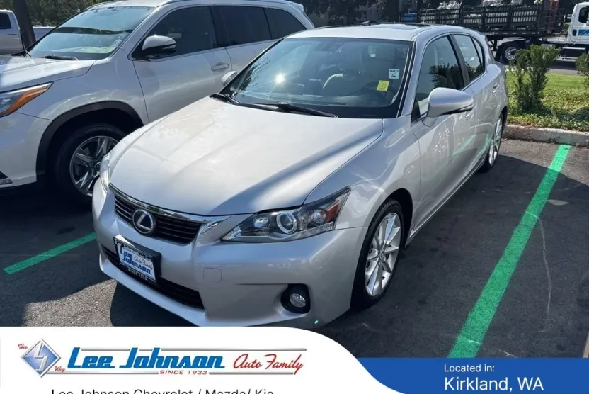 2012 Lexus CT 200h photo 1