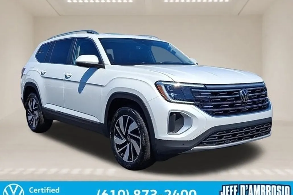 2024 Volkswagen Atlas SEL photo 1