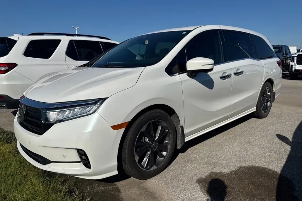 2023 Honda Odyssey Elite photo 1