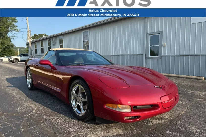 2004 Chevrolet Corvette Base photo 1