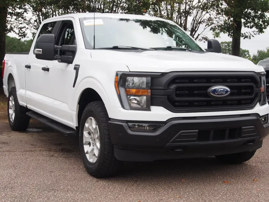2023 Ford F-150 XL photo 1