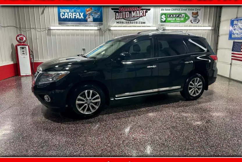 2014 Nissan Pathfinder SL photo 1