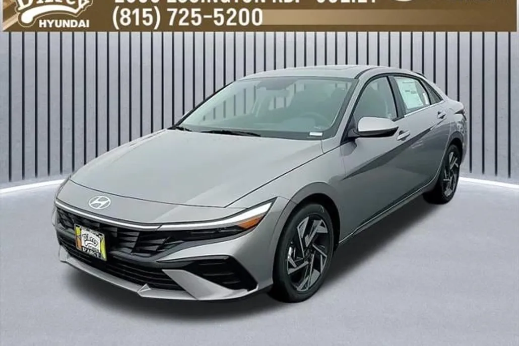 2025 Hyundai Elantra SEL Convenience photo 1