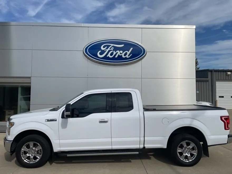 2016 Ford F-150 XLT photo 1