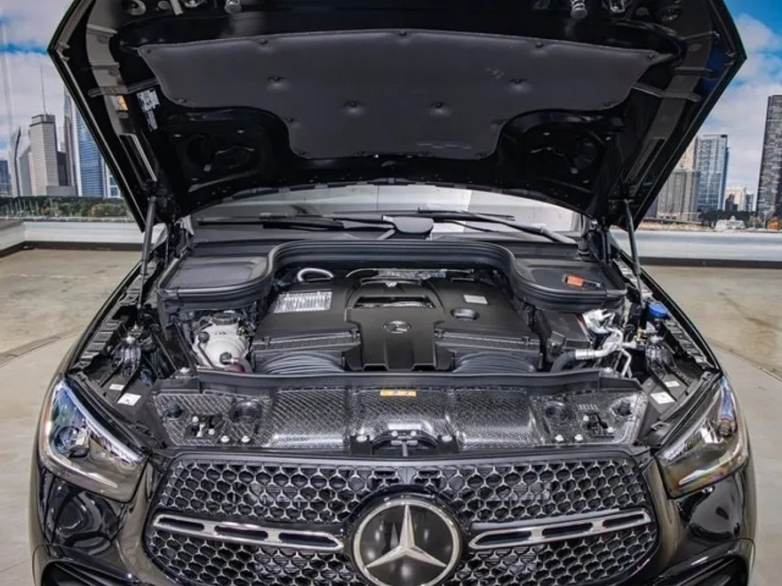 2025 Mercedes Benz GLE 580 4MATIC photo 1
