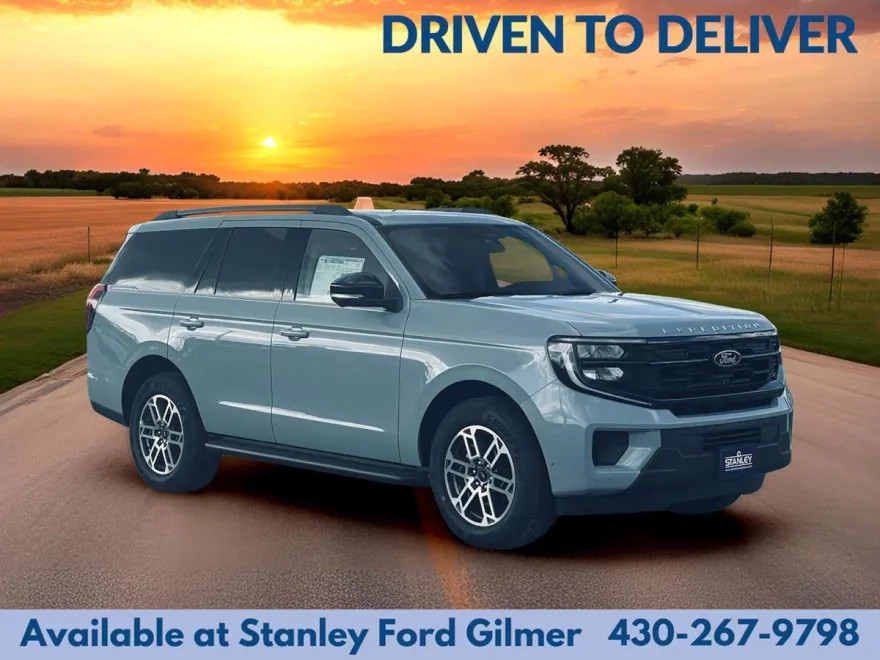 2025 Ford Expedition photo 1