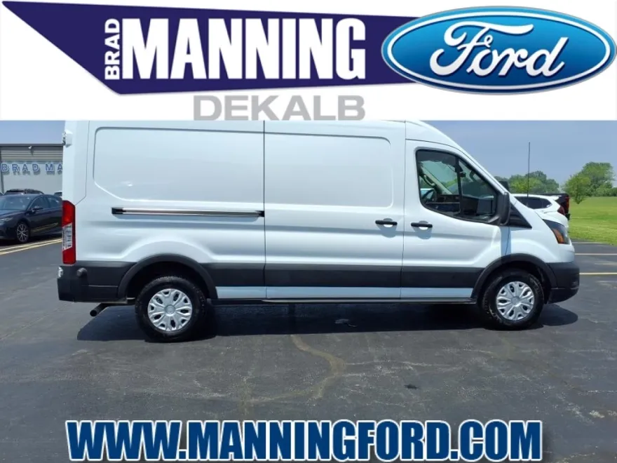 2022 Ford Transit photo 1