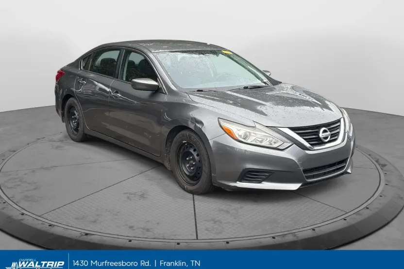 2017 Nissan Altima 2.5 S photo 1