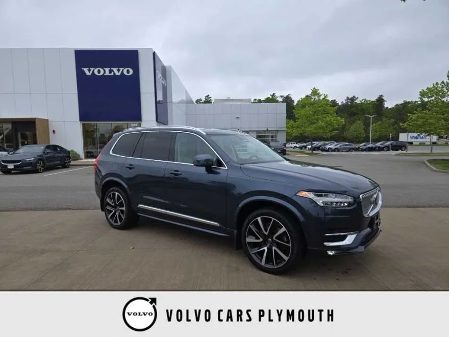 2023 Volvo XC90 AWD Plus photo 1