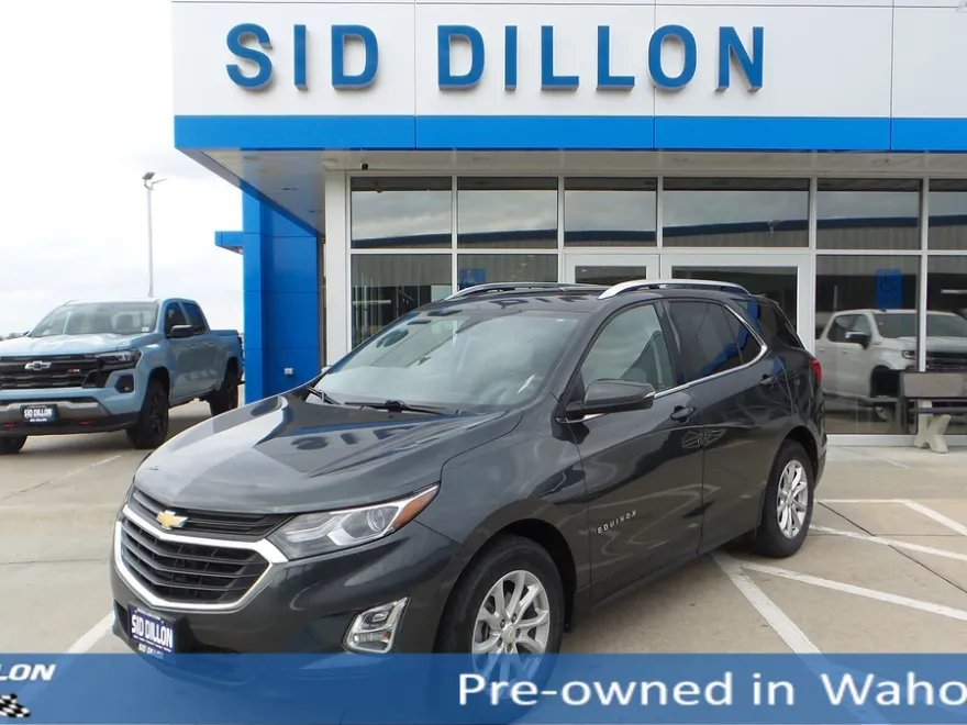 2019 Chevrolet Equinox LT photo 1