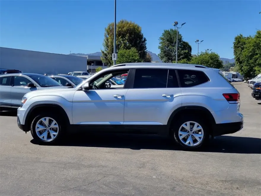 2019 Volkswagen Atlas V6 SE photo 1