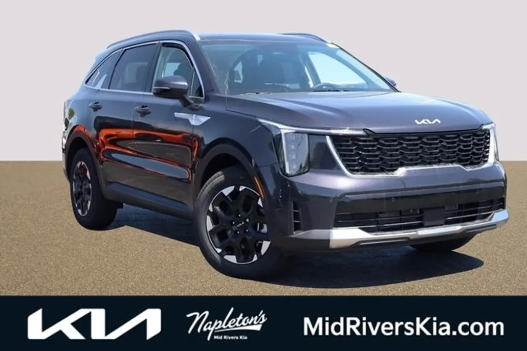 2025 Kia Sorento S photo 1