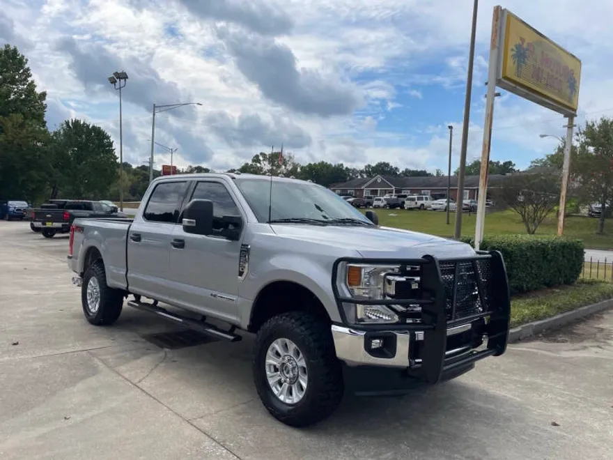 2022 Ford F-250 XLT photo 1