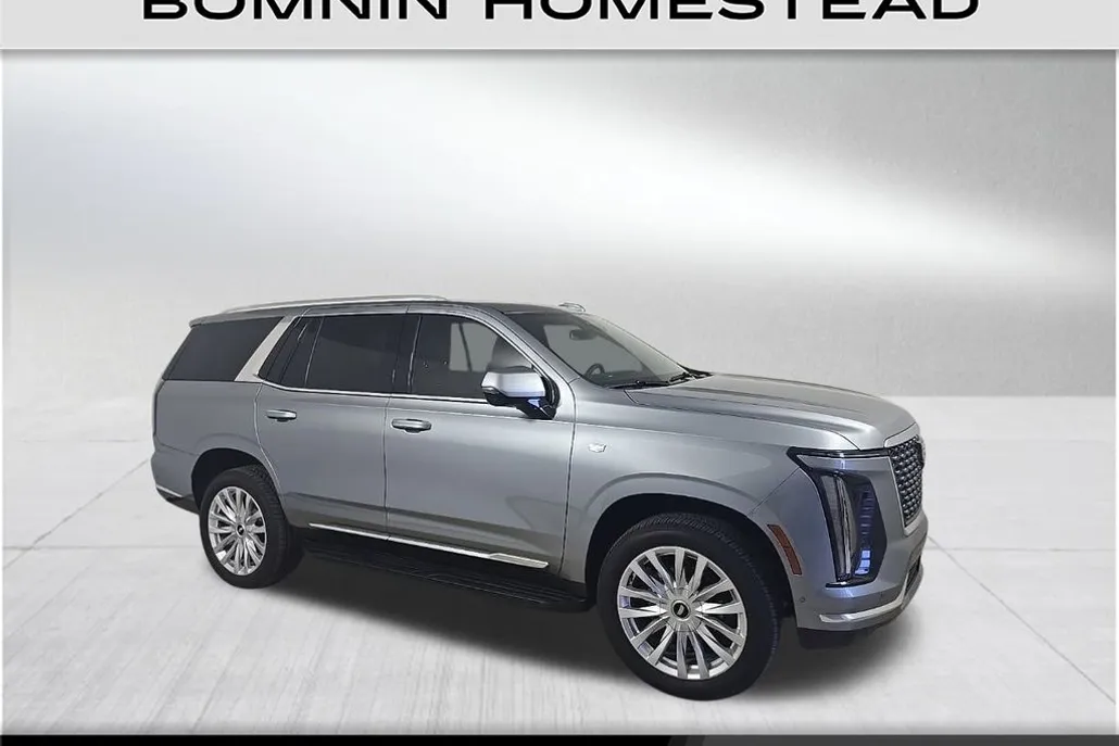 2025 Cadillac Escalade Luxury photo 1