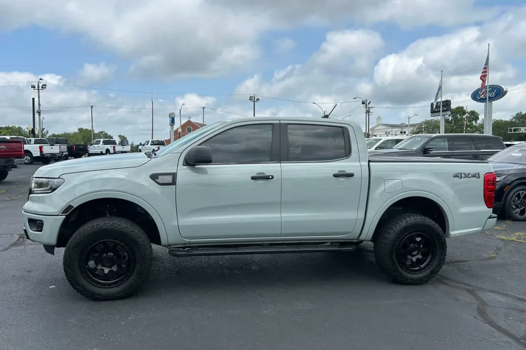 2023 Ford Ranger XLT photo 1