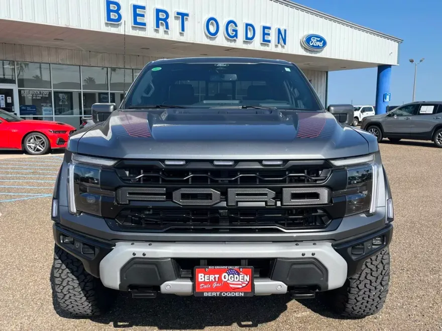 2025 Ford F-150 Raptor photo 1