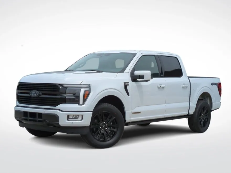2025 Ford F-150 Platinum photo 1